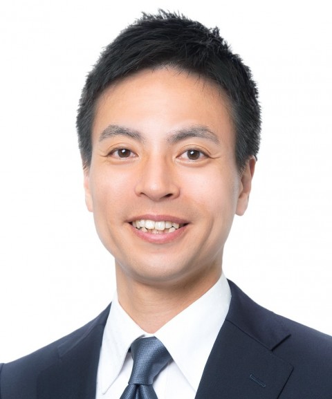 原田謙介 顔写真