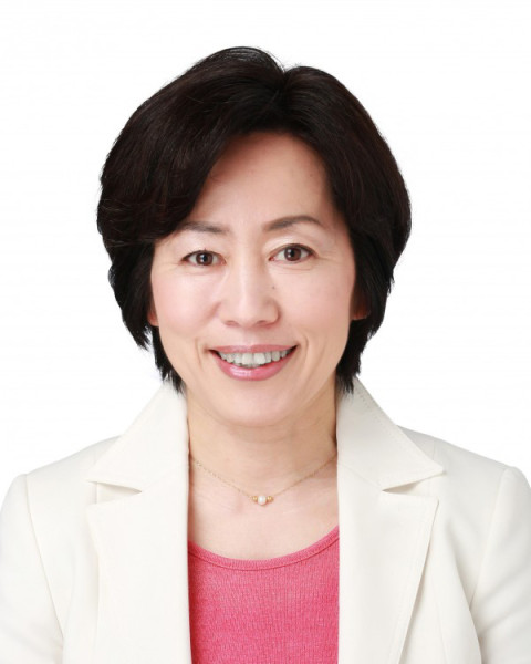 阿部祐美子 顔写真