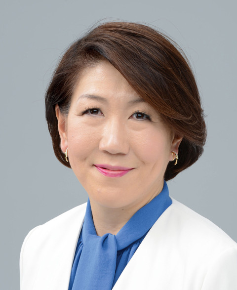沼崎満子 顔写真