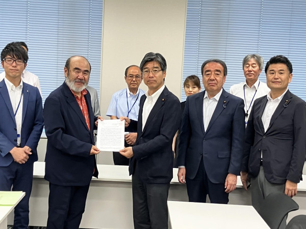 2026年7月27日「ゆたかな私学教育の実現を求める国民会議」及び日本私立学校教職員組合から要請を受けました