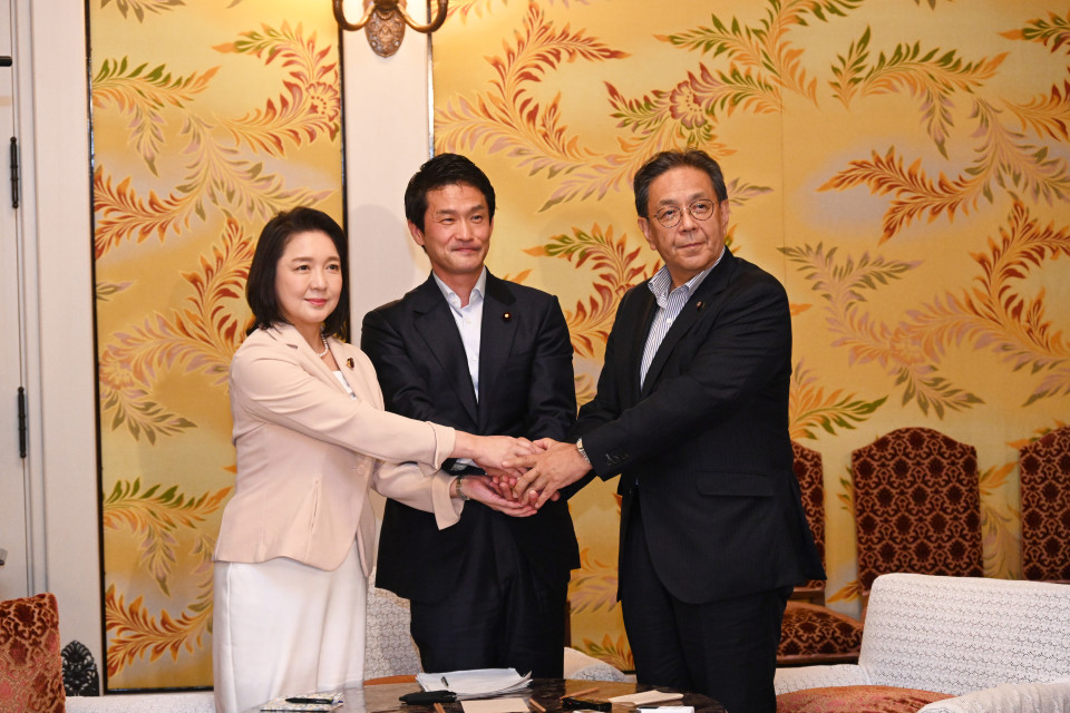 20260831３党党首会談に臨む小川淳也代表