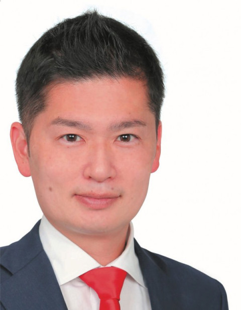 藤岡たかお 顔写真