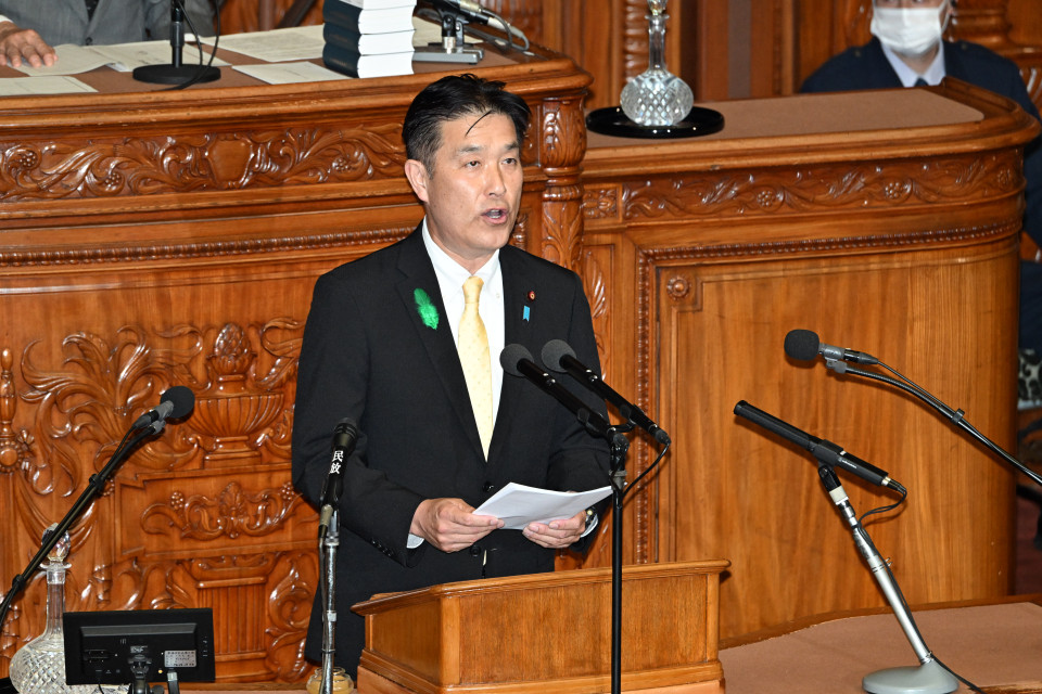 20260421デジタル行政推進法および個人情報保護法改正案　山崎正恭議員