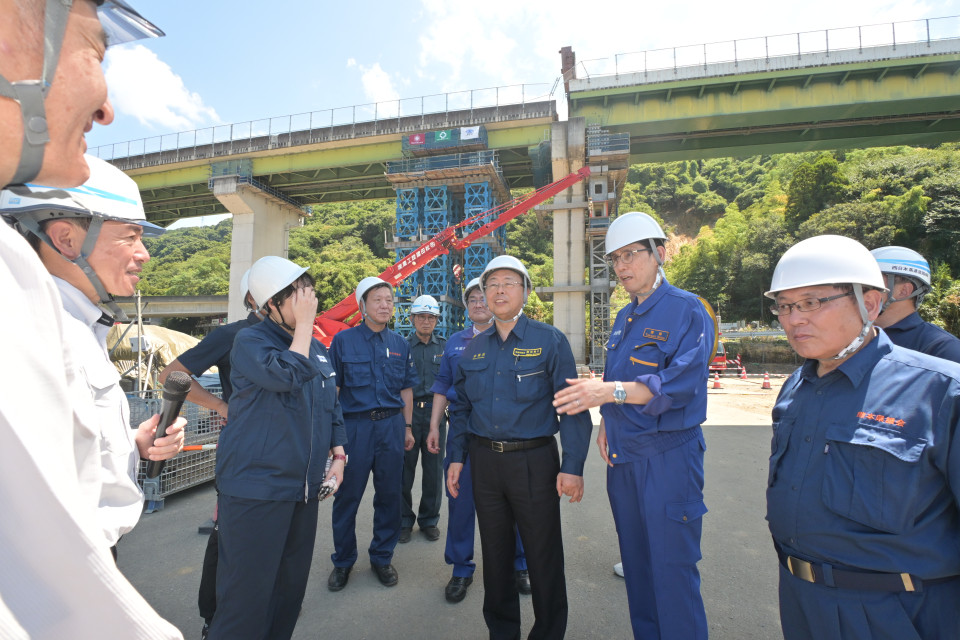 八代市・南九州自動車道の視察