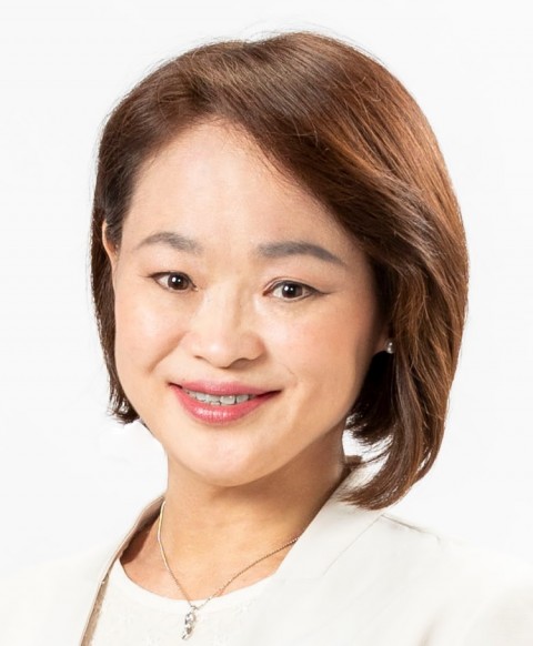 小林華弥子 顔写真